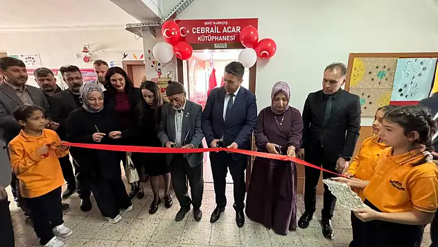 Konya, şehitlerini unutmuyor! Şehit Cebrail Acar anısına kütüphane açıldı