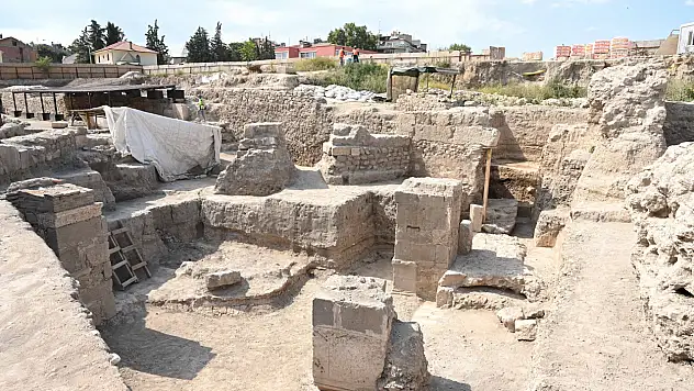Konya tarihine ışık tutan keşif: Larende Kapısı ve dış surlar gün yüzüne çıktı