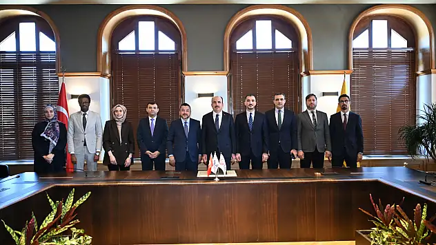 Konya'ya Gençlik Başkenti imzası: İslam dünyası için ortak projeler başlıyor