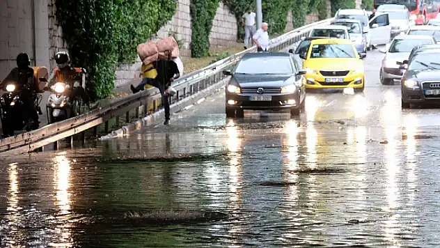 Konya'ya sağanak yağış uyarısı verildi! O güne dikkat!