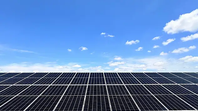 Konya, yeşil enerjiye geçişte büyük adım attı: 70 megawattlık GES projesi hayata geçiyor!