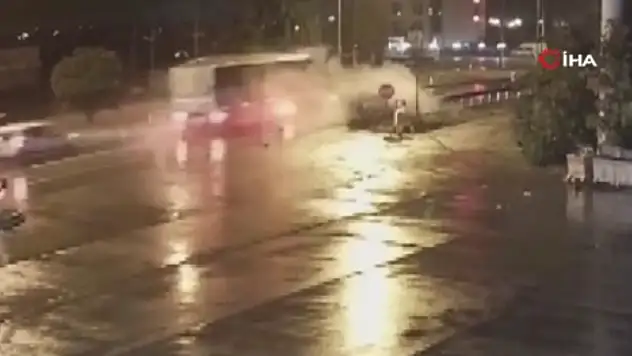 Konya yoluna çıkmak isterken faciaya yol açtı: 1 ölü, 1 ağır yaralı