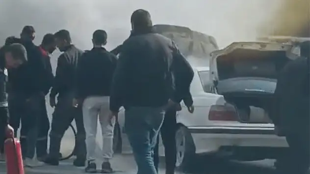 Konya yolunda BMW marka otomobil alev aldı
