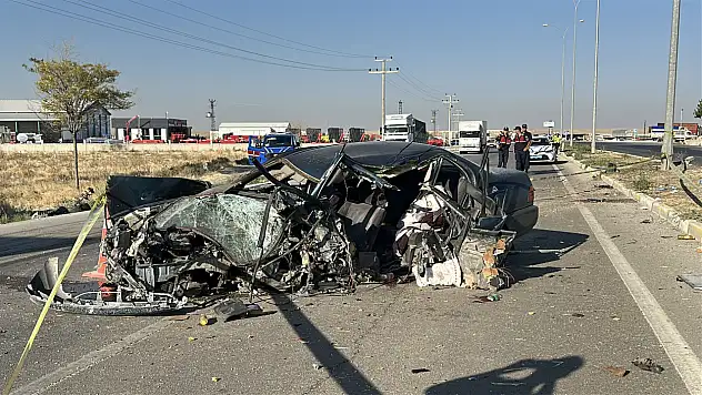 Konya yolunda feci kaza: 2 ölü 2 yaralı!