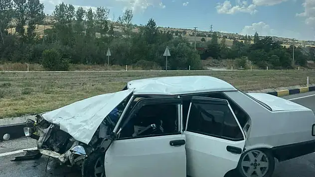 Konya yolunda feci kaza: 2'si çocuk 7 yaralı!