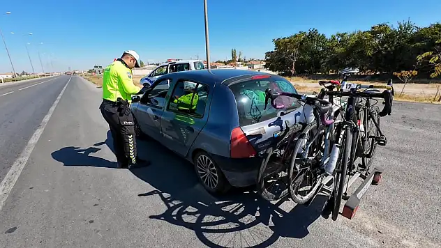 Konya yolunda polisin gözünden kaçmak mümkün değil! Cezalar yağdı
