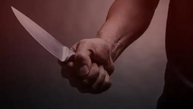 Konya'da bir kişi karısını bıçakla öldürdü!