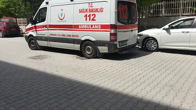 Konya'da kontrolden çıkan otomobil şarampole devrildi: 4 yaralı