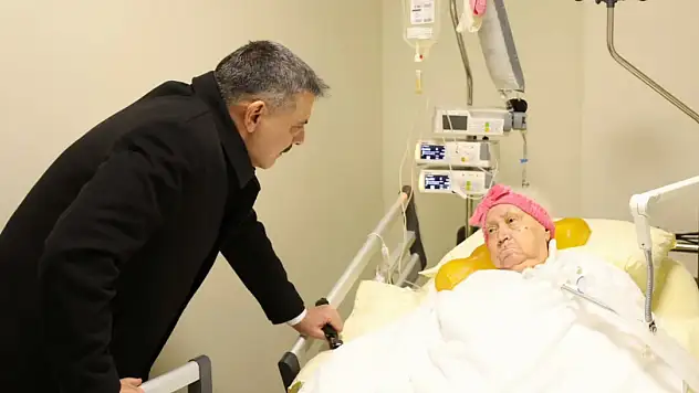 Konyalı Bakan'ın acı günü!