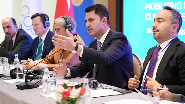 Konyalı Bakan Kurum New York'ta açıkladı! Uğur İbrahim Altay'ın da yer aldığı SURFF girişimi başladı