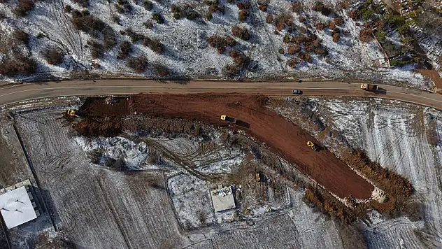 Konyalı başkan duyurdu: Uzun süredir beklenen yol çalışmaları başladı!