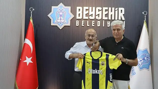 Konyalı başkanlar Fenerbahçe formasıyla poz verdi: Konyasporlu taraftarlardan tepki yağdı!
