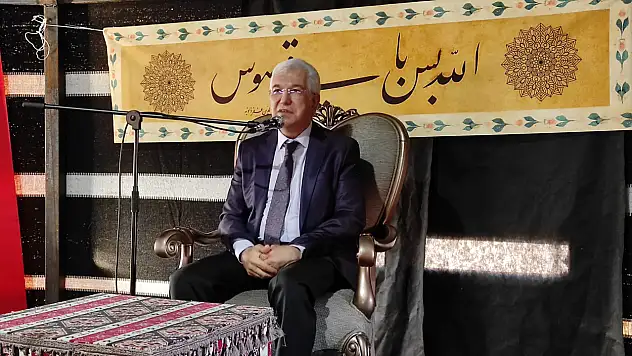 -Konyalı kanun virtüözü Mevlana dostlarıyla buluştu