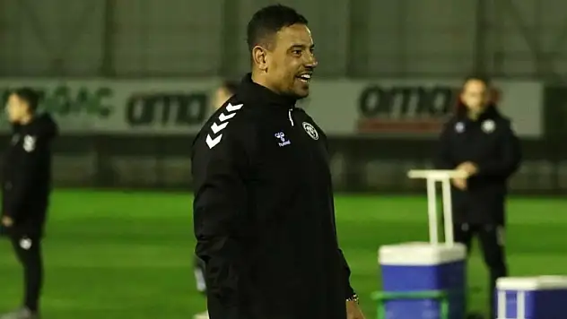 Konyaspor antrenmanında büyük değişim! Çağdaş Atan ilk kez saha çıktı...