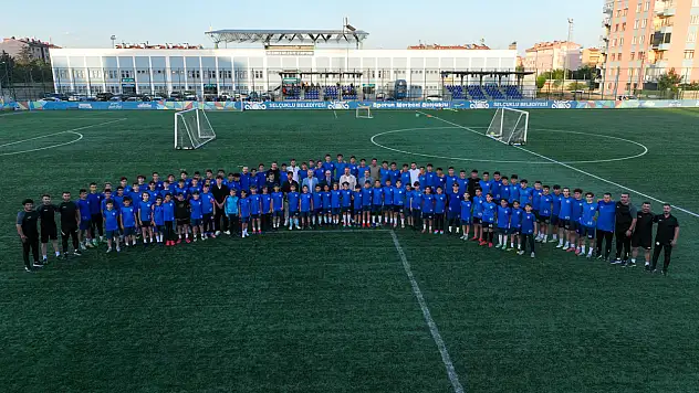 Konyaspor'dan altyapıya moral ziyareti