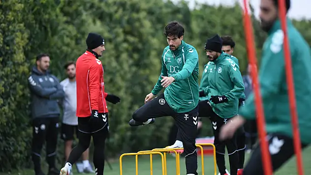 Konyaspor'da Başakşehir mesaisi sürüyor