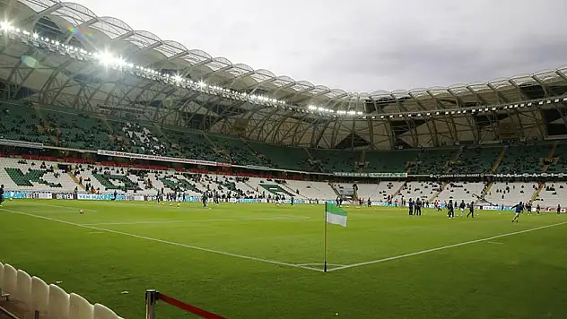 Konyaspor'da tribünler neden boş? Taraftarlar konuştu...