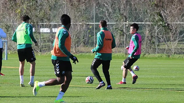 Konyaspor'da umut veren kamp: 'Güçlü bir Konyaspor izleyeceğimizi düşünüyorum'