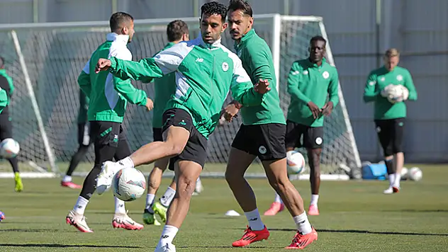 Konyaspor Göztepe maçı hazırlıklarını tamamladı