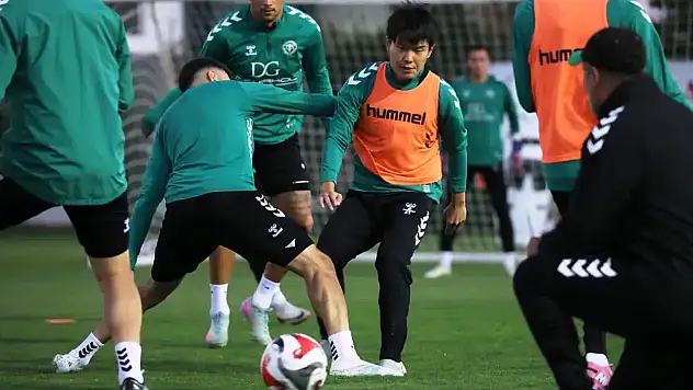 Konyaspor, Kocaelispor mesaisine başladı! Hedef 14 puan