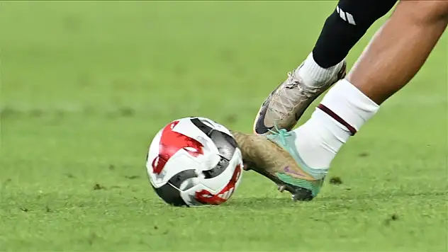 Konyaspor sezona lider başladı