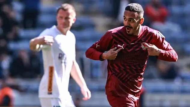 Konyaspor taraftarından Bilal Boutobba'ya sosyal medya kuşatması! 'Come To Konyaspor!'