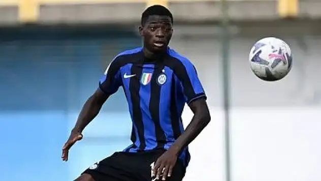 Konyaspor'un rakibi boş durmuyor! Kocaelispor, Inter'in genç yıldızına kancayı taktı!