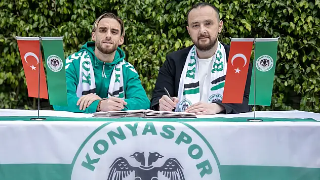 Konyaspor, yeni transferine imzayı attırdı!