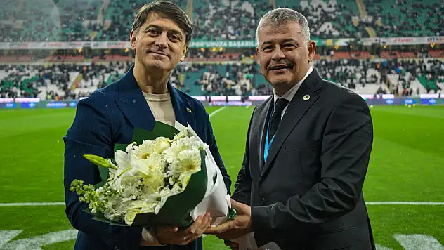 Konyaspor yönetiminden Necmettin Koç'a özel karşılama