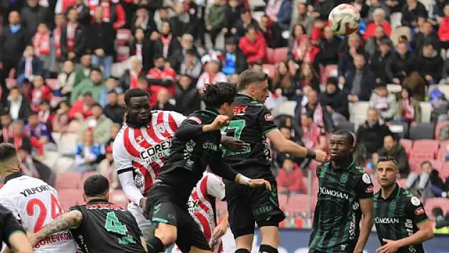 Konyaspor, zorlu deplasmandan umutlu döndü!