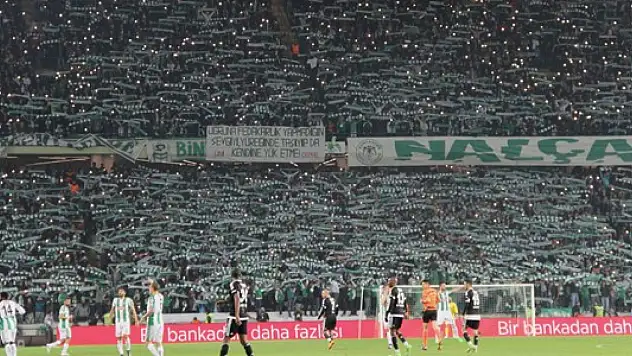 Konyasporlu  taraftarlar: '1-0 olsun, bizim olsun'