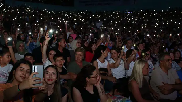 Koray Avcı Konya'da sahne aldı!