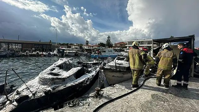 Korku dolu anlar: Alevler 7 tekneyi yuttu