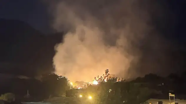 Konya'da korkutan yangın: Saman balyaları kül oldu