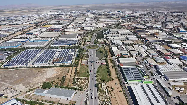 KOS'ta 15 bin kişiye yeni istihdam