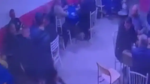 Köy kahvehanesine pompalı tüfekli saldırı girişimi