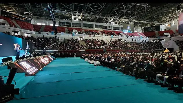 KTO Karatay'da gurur dolu mezuniyet töreni: Mezuniyet törenine yoğun katılım sağlandı