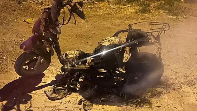 Kulu'da motosiklet yangını: Araç kullanılamaz hale geldi