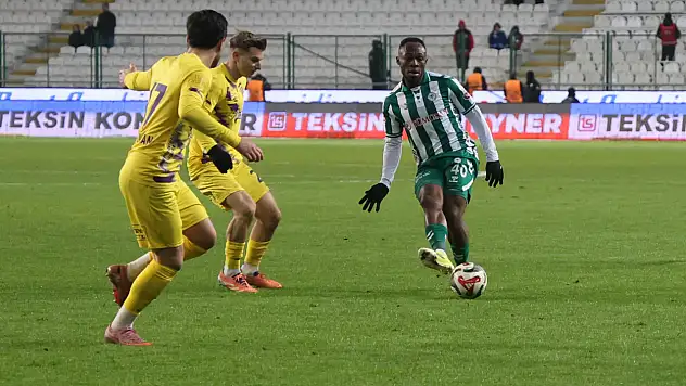 Kupa'da gruptan çıkmayı garantileyen Konyaspor liderlik için sahada olacak