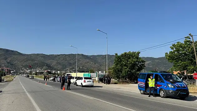 Kurallara uymayan 8 sürücü  yaralandı