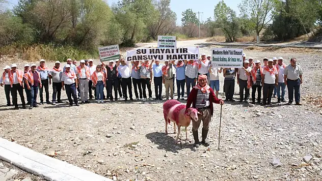 Kuruyan nehrin kenarında 852 yıllık gelenek yaşatıldı!
