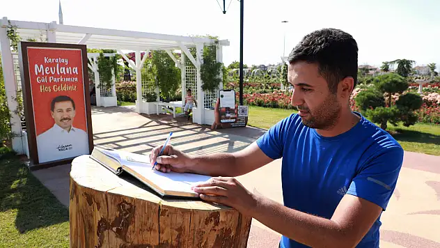 Lavanta ve Gül Bahçeleri hatıra Defteri'nde yaşıyor