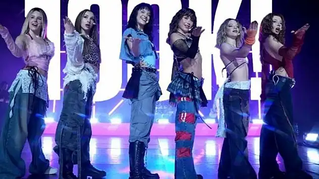 'Manifest' isimli müzik grubuna soruşturma: 'Hayasızca hareket' iddiası