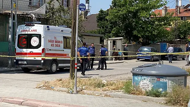 Marketten evine giderken hayatını kaybetti