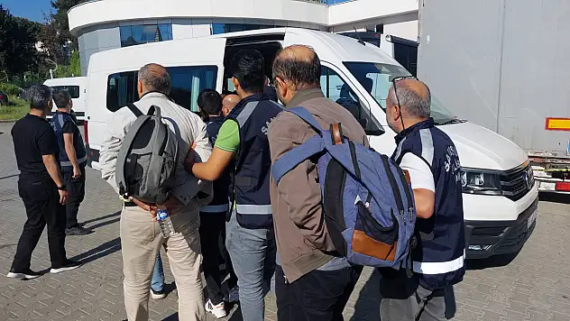 'Maydanoz Döner'e FETÖ operasyonundan 7 kişi adliyeye sevk edildi