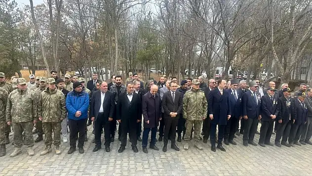 Mehmetçik Camii Konya'da ibadete açıldı! İlk Cuma namazı kılındı