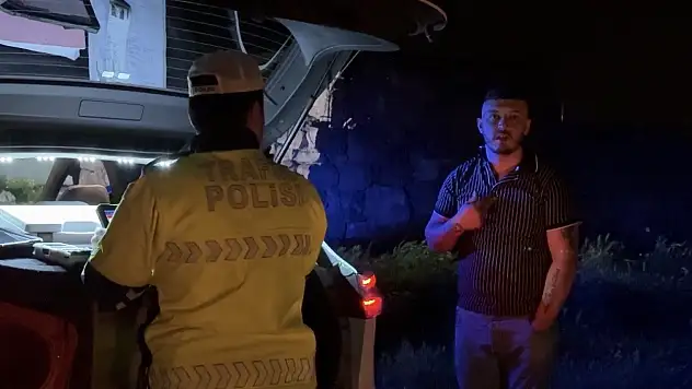 Merakına yenik düştü, ehliyetine 6 ay veda etti