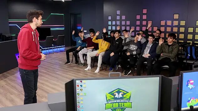 Meram Belediyesi'nin yeni nesil eğitim projesinde kayıtlar başladı! TIKLA, KAYIT OL