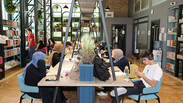 Meram'da sınav maratonuna destek