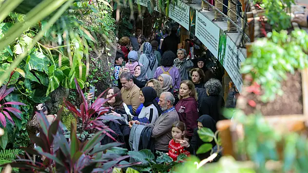 Mevlânâ'nın çağrısı yine karşılık buldu: Selçuklu'nun sembol mekânlarına yoğun ilgi